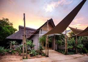 Royal Thonga Safari Lodge